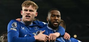 تعادل مثير بين ليفربول وإيفرتون بالدوري الإنجليزي